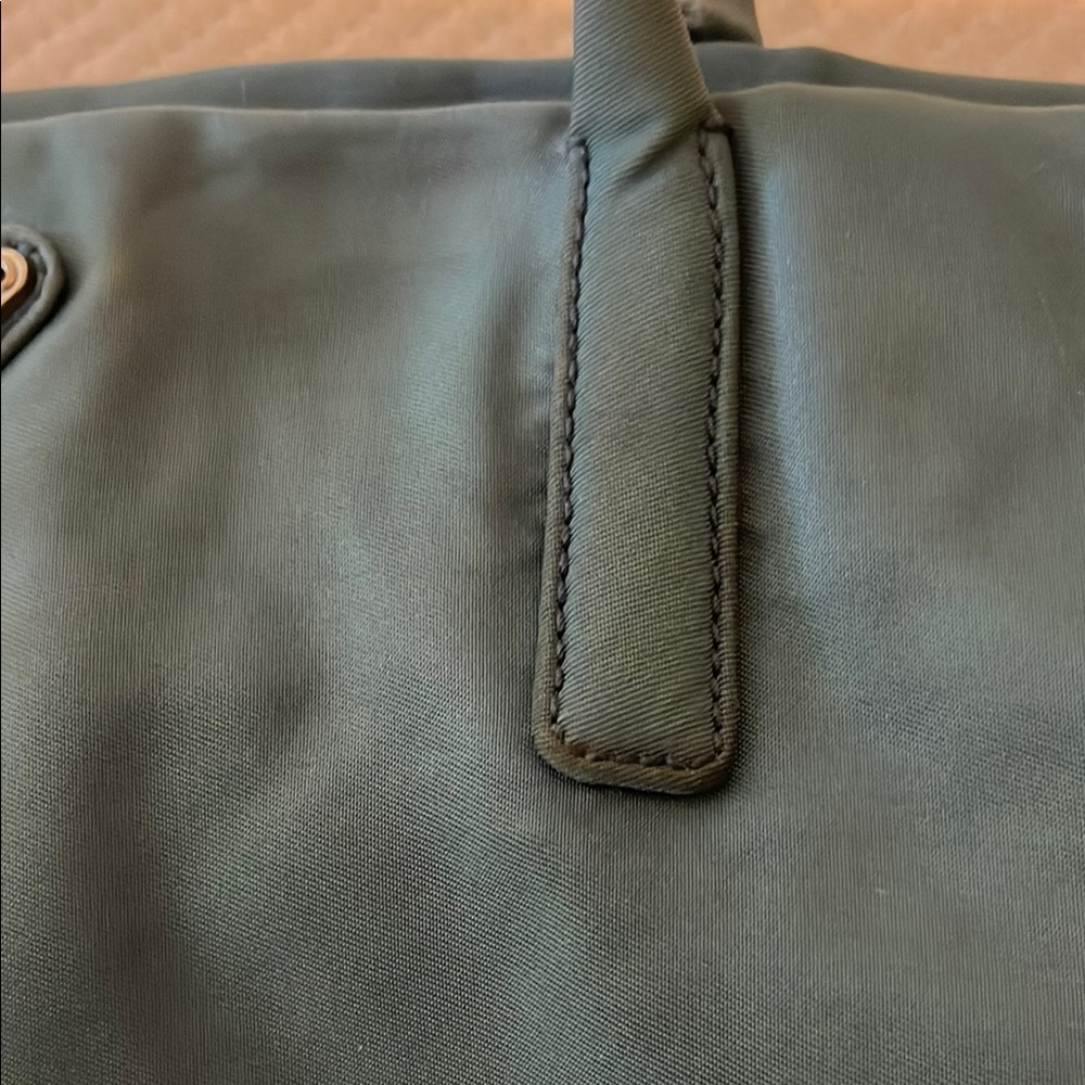 Flawed Prada Tessuto City Nylon Tote Bag Sophisticated Design Iridescent accents - Picture 15 of 17